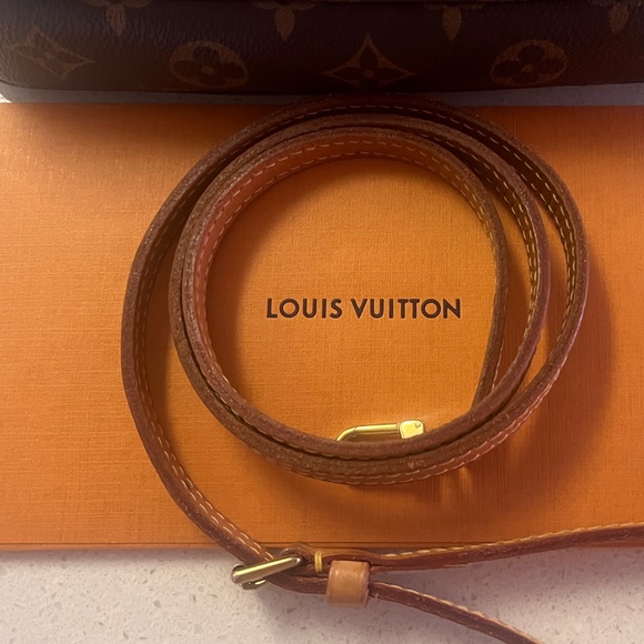 Louis Vuitton strap - Picture 3 of 6